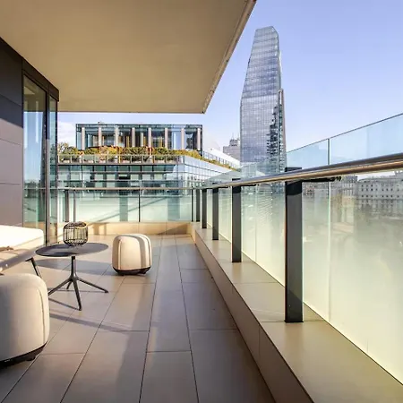 Apartment Skyline Duomo View